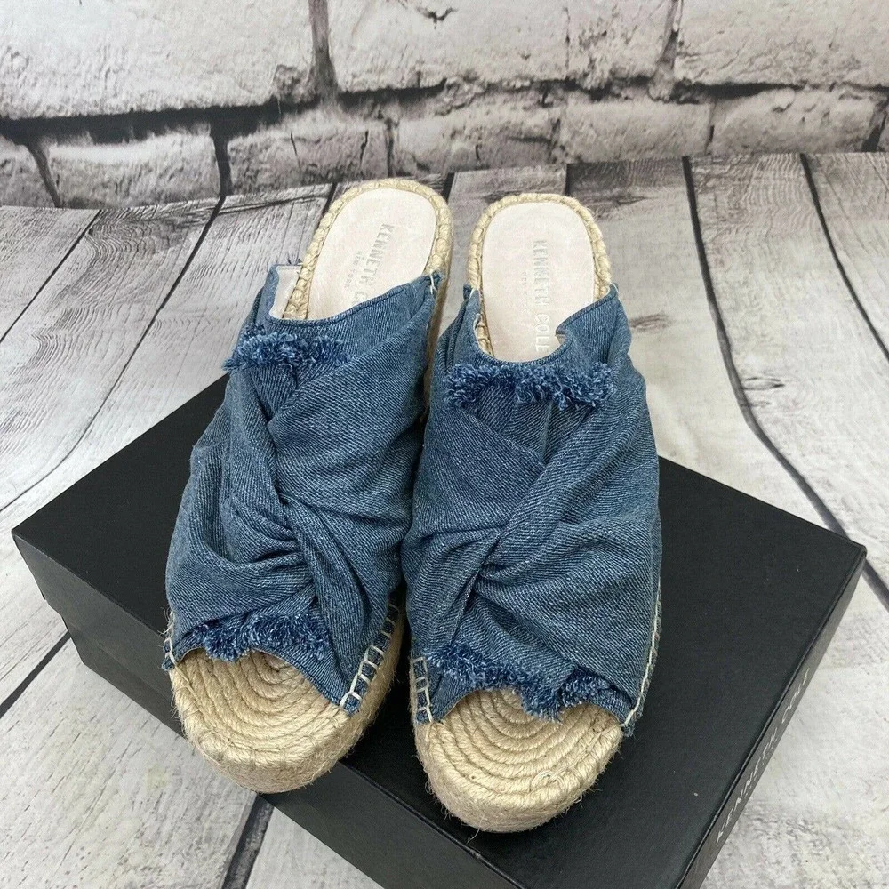 kenneth cole Women’s Otta Blue Denim espadrille‎ wedges size 9.5M New in box.